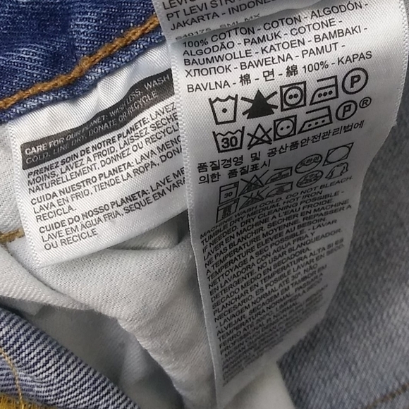 Levi's 501 Men's Blue Medium Wash Button Fly Five Pocket Straight Leg Denim Jean - Picture 5 of 10